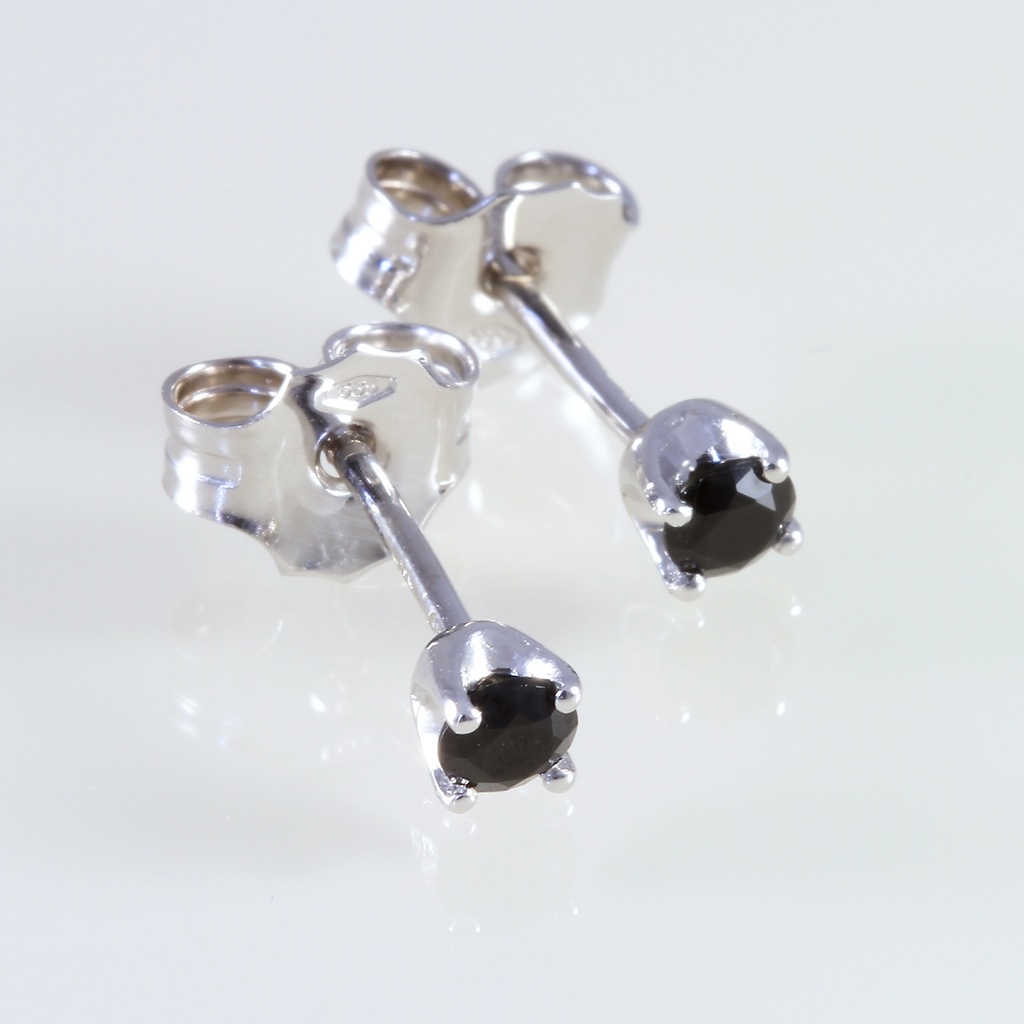 Féher arany fülbevaló fekete spinellel 0.26 ct