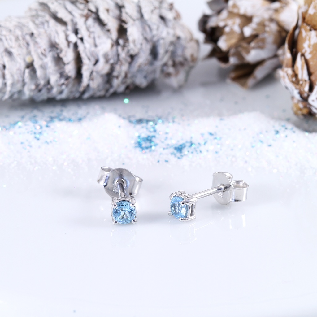 "Iceland Blues" fehér arany topáz fülbevaló 0.29 ct