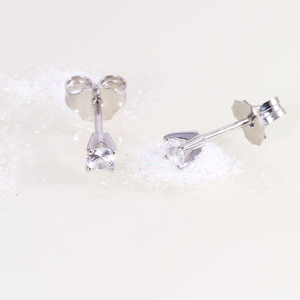 "White Lady" fehér arany fehér zafír fülbevaló 0.29 ct