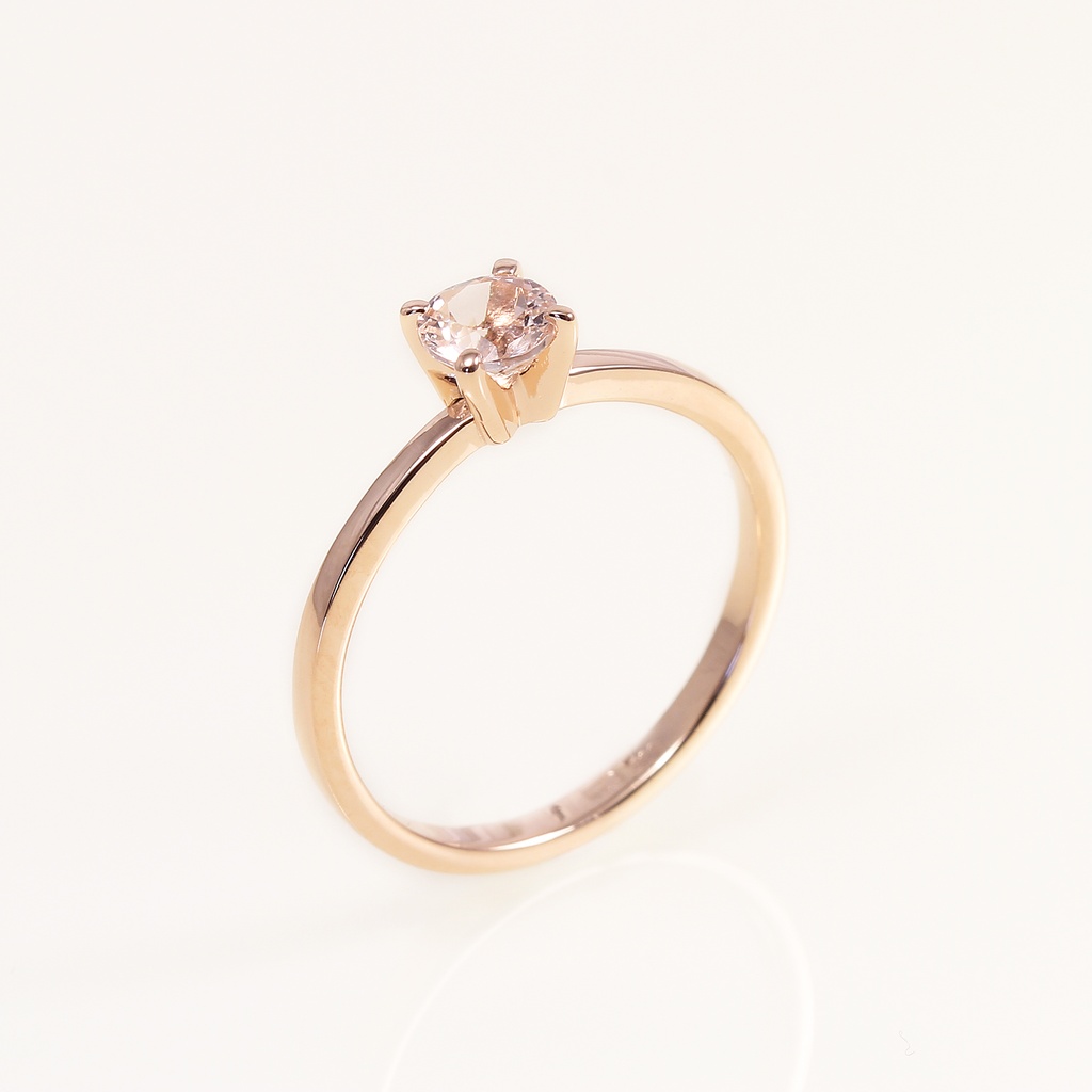 Rozé arany morganit egyedi gyűrű 0.33 ct