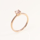 Rozé arany morganit egyedi gyűrű 0.33 ct