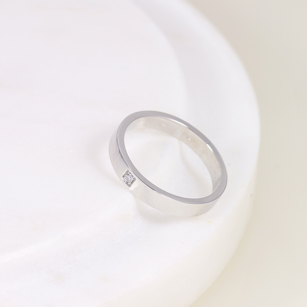 Fehér arany karikagyűrű gyémánttal 0.015 ct