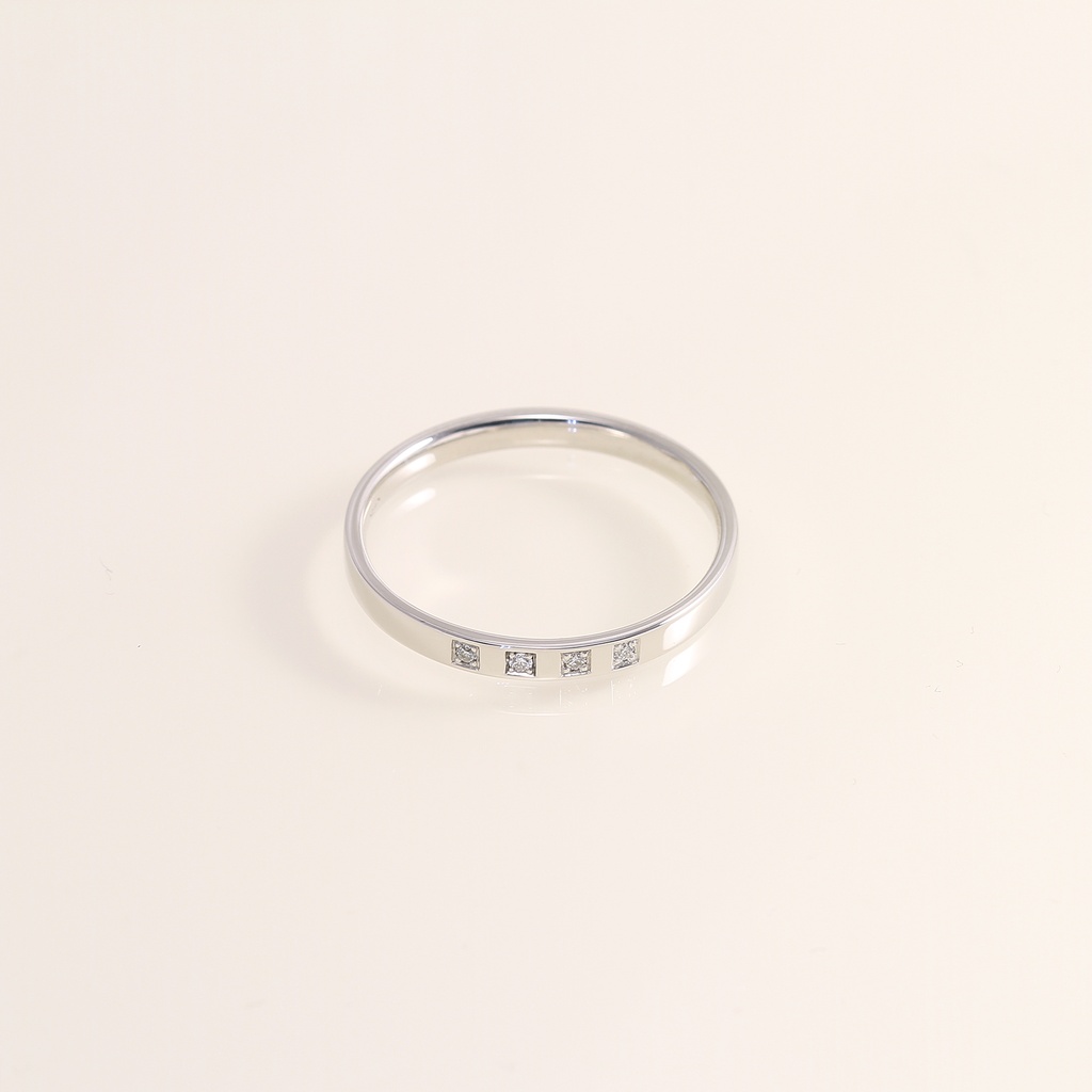 Fehér arany kézműves gyémánt gyűrű 0.036 ct