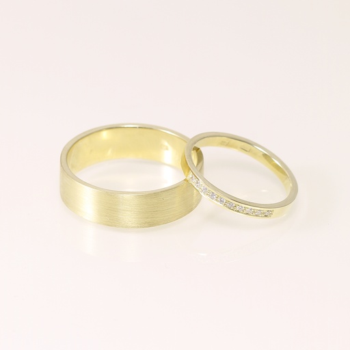 Sárga arany gyémánt karikagyűrű pár 0.05 ct