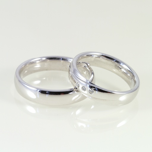 Arany karikagyűrű pár gyémánttal 0.045 ct